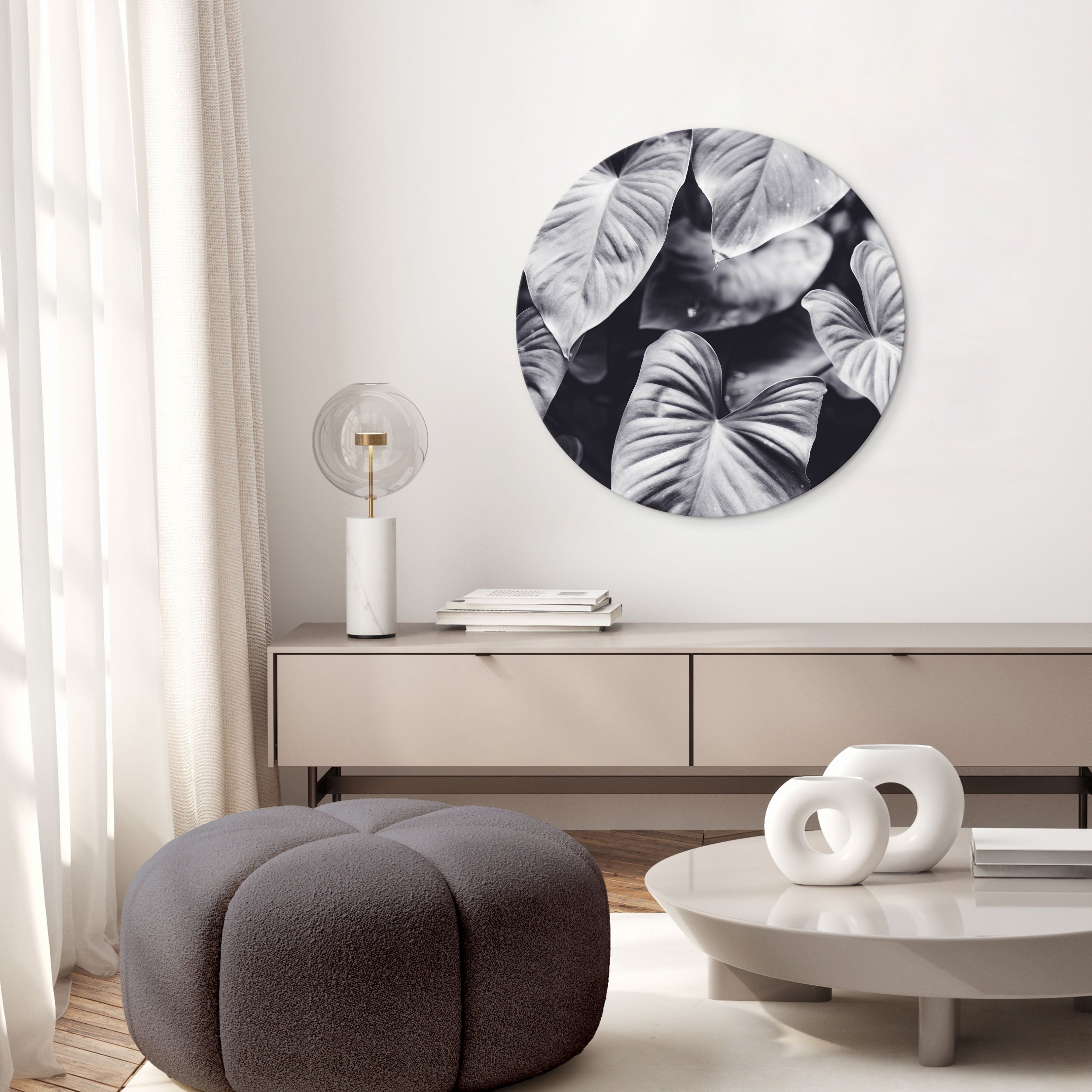 Leafs of Gray | Circle Art